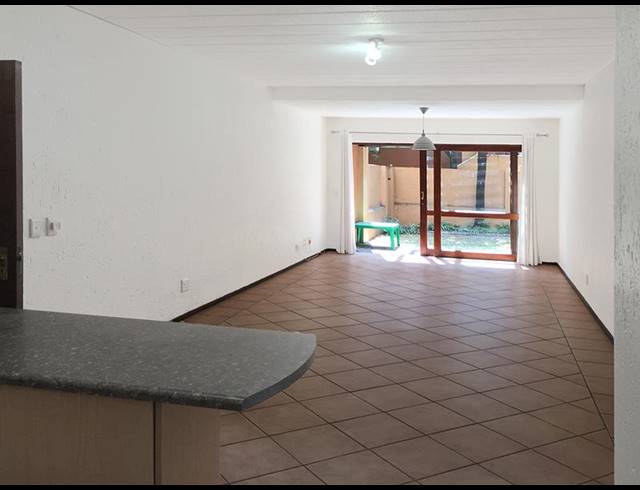 2 BEDROOM APARTMENT FOR SALE IN DOUGLASDALE